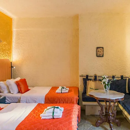 Апарт-отель Thymis 3*