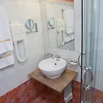 Lägenhetshotell Thymis 3*