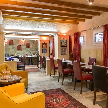 Thymis Скиатос