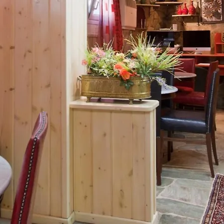 Апарт-отель Thymis 3*