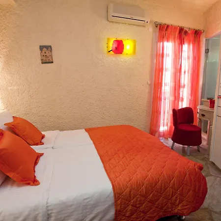 Aparthotel Thymis