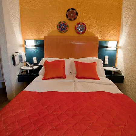 Thymis 3* Skiathos Town