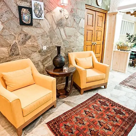 Aparthotel Thymis 2*