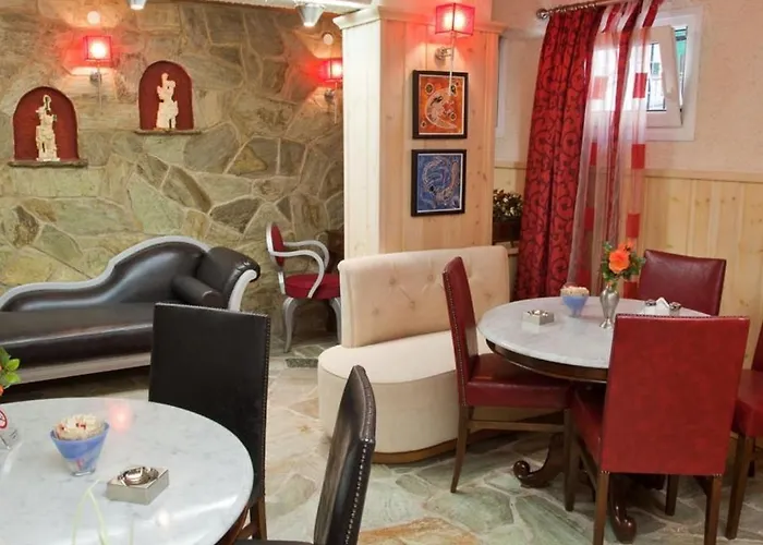 Aparthotel Thymis 3*